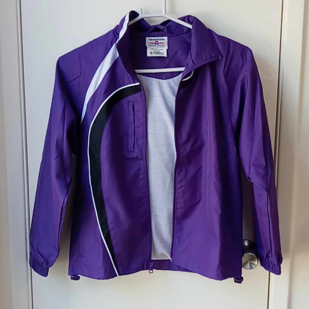 Teamwork windbreaker with zipper